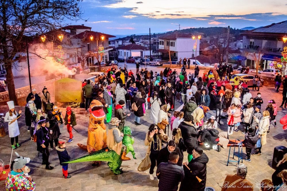 Χρώματα, αρώματα και πολύ κέφι στο 1ο Katsamaka Run (pics) runbeat.gr